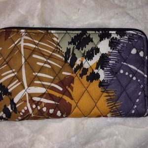 BNWT Vera Bradley wallet